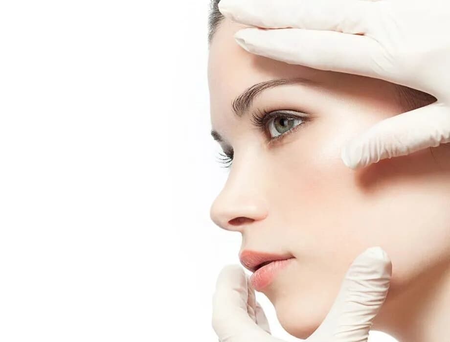 Laserowe wygładzanie twarzy - skuteczne metody odmłodzenia skóry