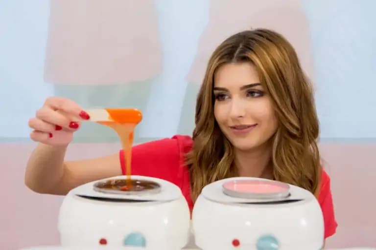 Jaki wosk do depilacji wybrać, aby uniknąć podrażnień skóry?