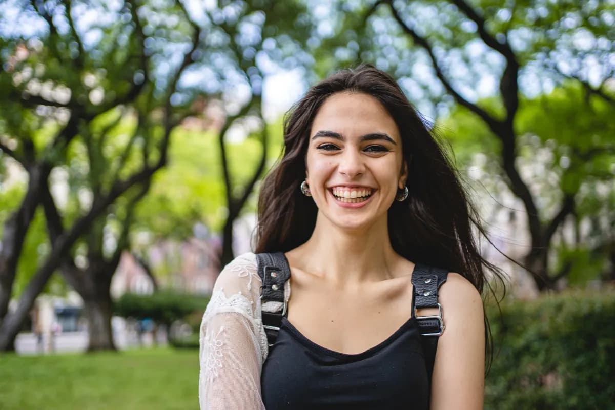 Nienachalna uroda znaczenie – odkryj, jak naturalne piękno zmienia życie